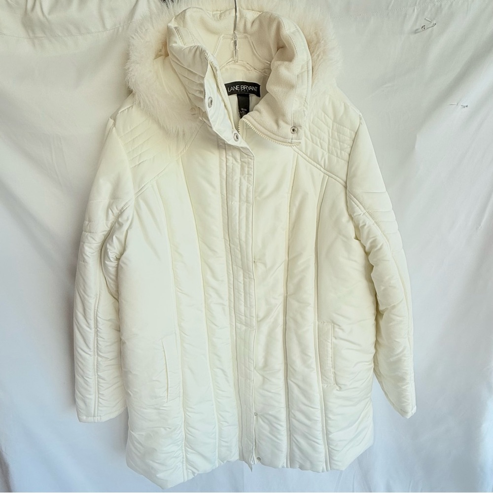 Lane Bryant Off-White Quilted Parka Coat Jacket Faux Fur Hood Size 22/24 NWOT